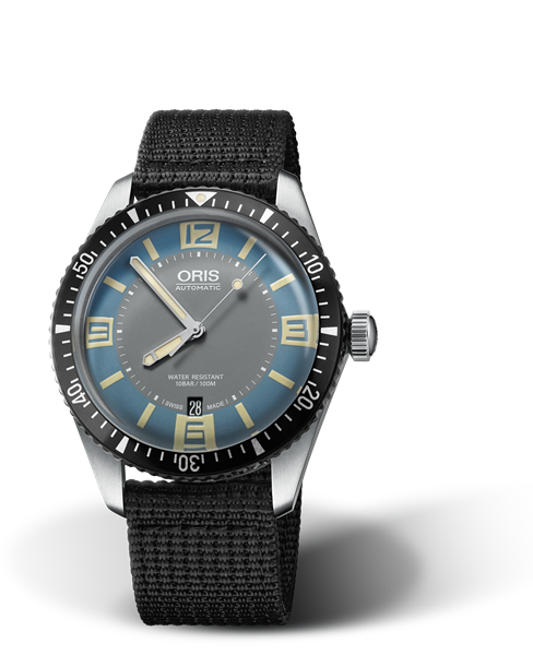 Divers Sixty-Five, 40.00 mm, Blue, Textile Strap, Stainless steel screw-in security crown, Multi-piece stainless steel case, minutes scale top ring
