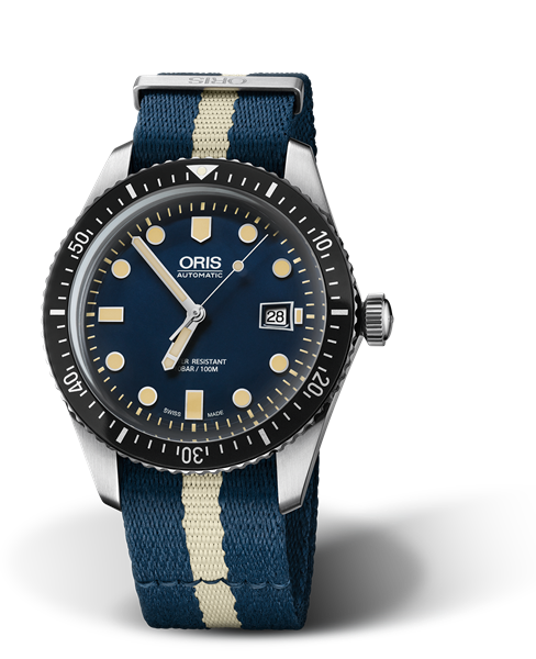 Divers Sixty-Five, 42.00 mm, Blue, Textile Strap, Stainless steel screw-in security crown, Multi-piece stainless steel case, minutes scale top ring