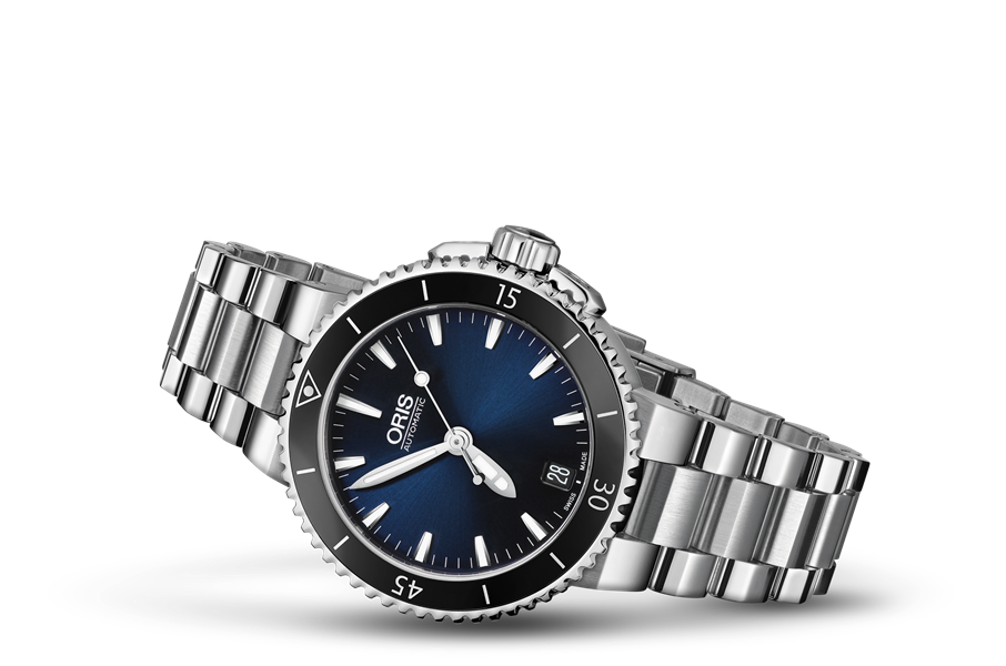 Aquis Date, Blue, Stainless steel Strap