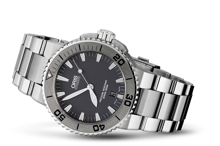 Aquis Date, Grey, Stainless steel Strap