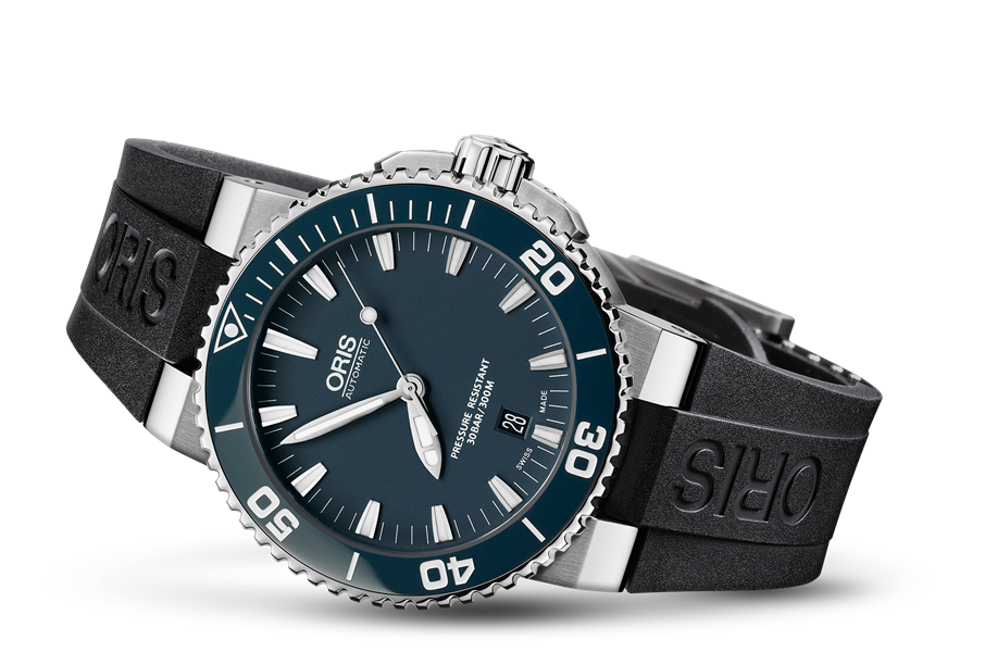 Aquis Date, Blue, Rubber Strap