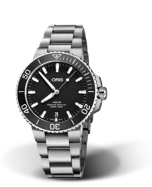 Aquis Date, 39.50 mm, Black, Stainless steel Strap, Stainless steel screw-in security crown, Multi-piece stainless steel case, ceramic minutes scale top ring