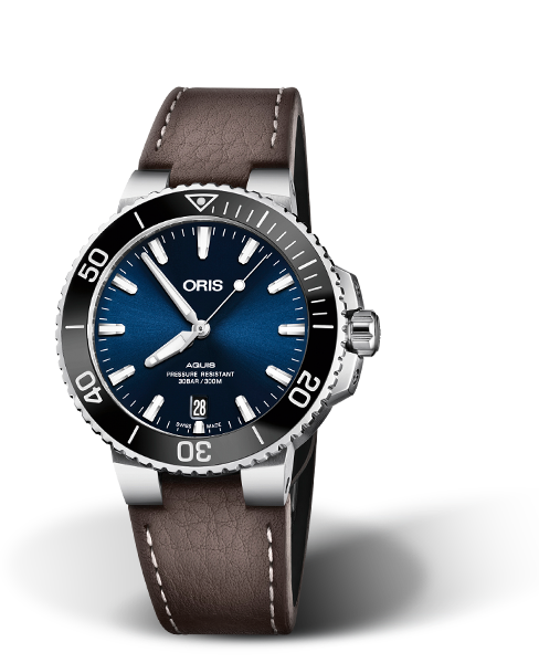 Aquis Date, 39.50 mm, Blue, Leather Strap, Stainless steel screw-in security crown, Multi-piece stainless steel case, ceramic minutes scale top ring