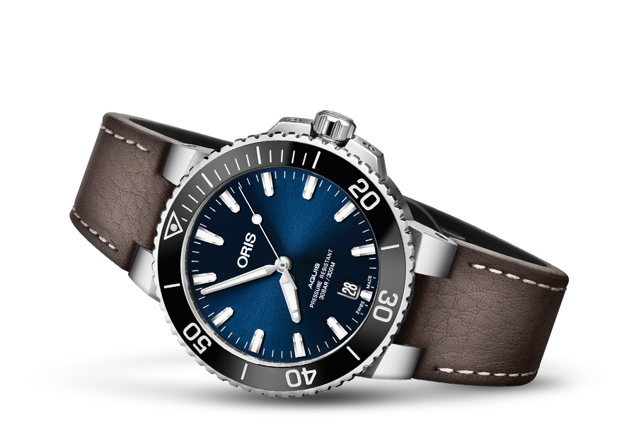 Aquis Date, Blue, Leather Strap
