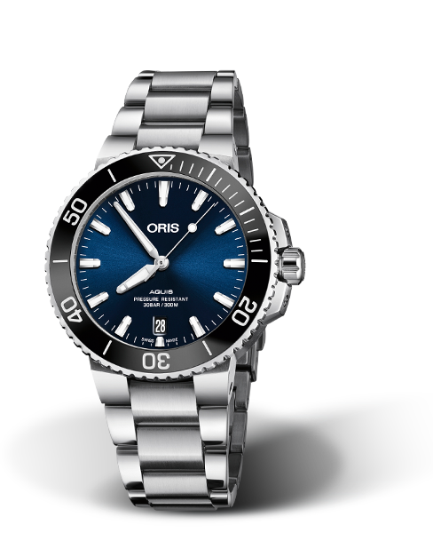 Aquis Date, 39.50 mm, Blue, Stainless steel Strap, Stainless steel screw-in security crown, Multi-piece stainless steel case, ceramic minutes scale top ring