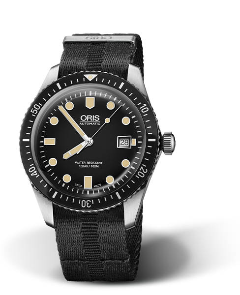 Divers Sixty-Five, 42.00 mm, Black, Textile Strap, Stainless steel screw-in security crown, Multi-piece stainless steel case, minutes scale top ring