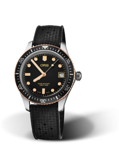 Divers Sixty-Five, 36.00 mm, Black, Rubber Strap, Stainless steel screw-in security crown, Multi-piece stainless steel/bronze case, minutes scale top ring