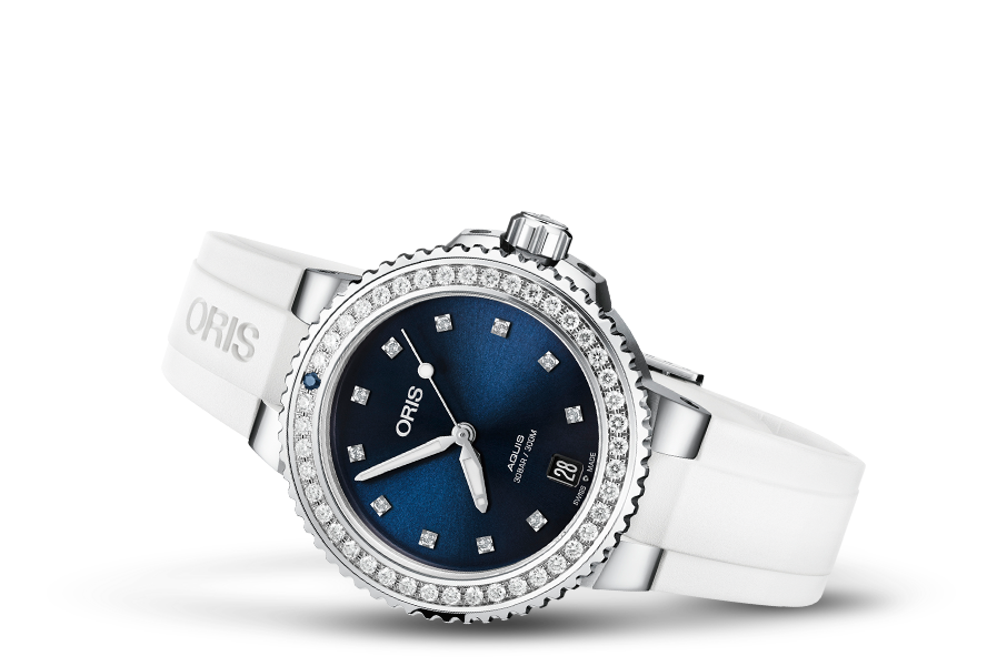 Aquis Date Diamonds, Blue, Rubber Strap