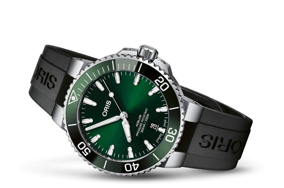 Aquis Date, Green, Rubber Strap