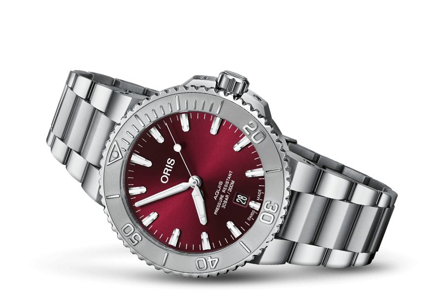 Aquis Date Relief, Red, Stainless steel Strap