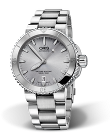 Aquis Date, 40.00 mm, Grey, Stainless steel Strap, Stainless steel screw-in security crown, Multi-piece stainless steel case, minutes scale top ring