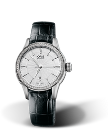 Artelier Date Diamonds, 31mm, Grey, Leather Strap, Stainless steel crown, Multi-piece stainless steel case, set with 72 Top Wesselton G, VS 1 diamonds (0,324 ct.)