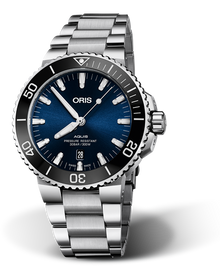 Aquis Date, 43.50 mm, Blue, Stainless steel Strap, Stainless steel screw-in security crown, Multi-piece stainless steel case, ceramic minutes scale top ring