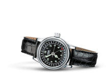 Big Crown Original Pointer Date, Black, Leather Strap