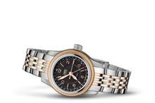 Big Crown Pointer Date, Black, Stainless steel Strap