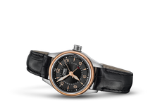 Big Crown Pointer Date, Black, Leather Strap