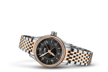 Big Crown Pointer Date, Black, Stainless steel Strap