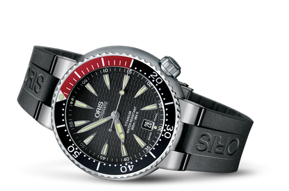 Divers Titan Date, Black, Rubber Strap