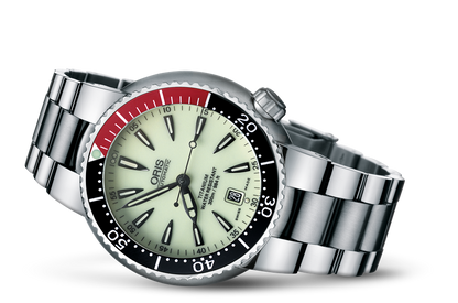 Divers Titan Date, White, Titanium Strap