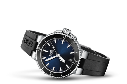 Aquis Date, Blue, Rubber Strap