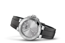 Aquis Date, Grey, Textile Strap