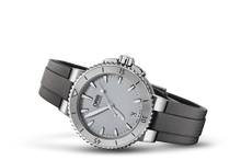 Aquis Date, Grey, Textile Strap