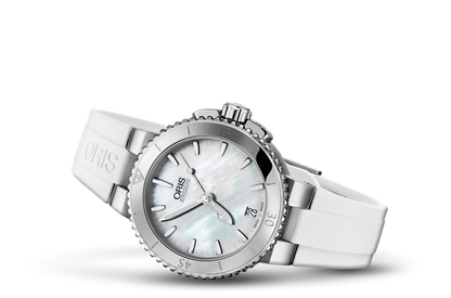 Aquis Date, White, Rubber Strap