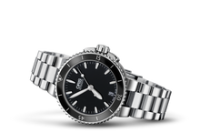 Aquis Date, Black, Stainless steel Strap