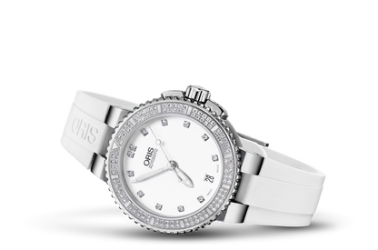 Aquis Date Diamonds, White, Rubber Strap