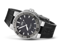 Aquis Date, Grey, Rubber Strap