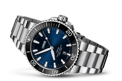 Aquis Date, Blue, Stainless steel Strap