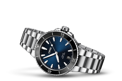 Aquis Date, Blue, Stainless steel Strap