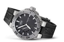 Aquis Titan Small Second, 46.00 mm, Grey