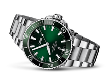 Aquis Date, Green, Stainless steel Strap