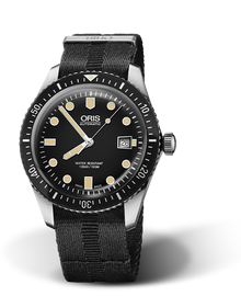 Divers Sixty-Five, 42.00 mm, Black, Textile Strap, Stainless steel screw-in security crown, Multi-piece stainless steel case, minutes scale top ring