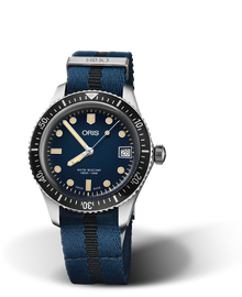 Divers Sixty-Five, 36.00 mm, Blue, Textile Strap, Stainless steel screw-in security crown, Multi-piece stainless steel case, minutes scale top ring