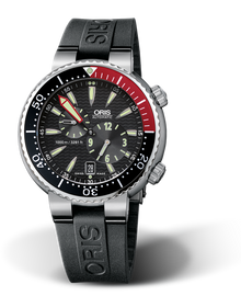 Regulateur â€œDer Meistertaucherâ€?, 44.00 mm, Black, Rubber Strap, Titanium screw-in security crown and Helium valve, Multi-piece titanium case, minutes scale top ring