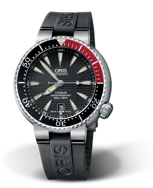 Divers Titan Date, 44.00 mm, Black, Rubber Strap, Titanium screw-in security crown, Multi-piece titanium case, minutes scale top ring