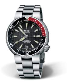 Divers Titan Date, 44.00 mm, Black, Titanium Strap, Titanium screw-in security crown, Multi-piece titanium case, minutes scale top ring