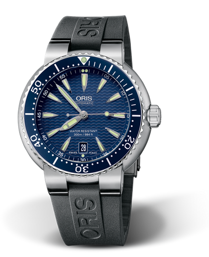 Divers Date, 44.00 mm, Blue, Rubber Strap, Stainless steel screw-in security crown, Multi-piece stainless steel case, minutes scale top ring