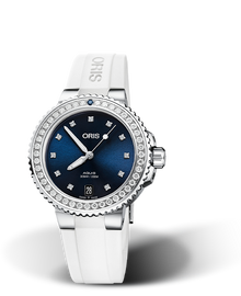 Aquis Date Diamonds, 36.50 mm, Blue, Rubber Strap, Stainless steel screw-in security crown, Multi-piece stainless steel case, minute scale top ring, set with 43 diamonds, VS , G/H (1,075ct.), 1 dark blue sapphire AAA (0.027ct.)