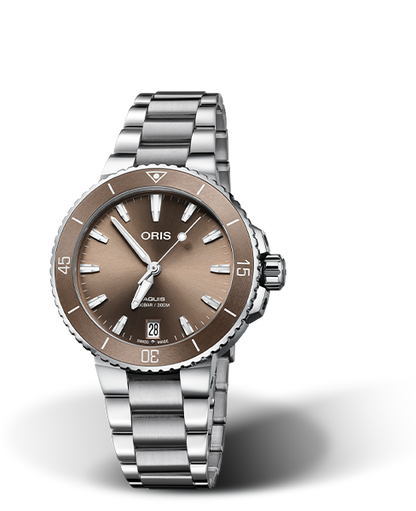 Aquis Date, 36.50 mm, Brown, Stainless steel Strap, Stainless steel screw-in security crown, Multi-piece stainless steel case, Cermet minutes scale top ring