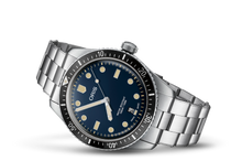 Divers Sixty-Five Date, Blue, Stainless steel Strap