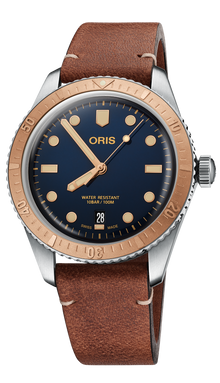 Divers Sixty-Five, 40.00 mm, Blue, Leather Strap, Stainless steel screw-in security crown, Multi-piece stainless steel/bronze case, minutes scale top ring