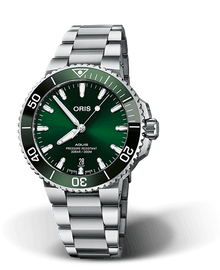 Aquis Date, 41.50 mm, Green, Stainless steel Strap, Stainless steel screw-in security crown, Multi-piece stainless steel case, ceramic minutes scale top ring
