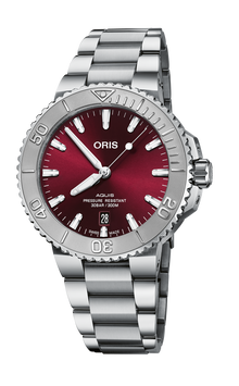 Aquis Date Relief, 41.50 mm, Red, Stainless steel Strap, Stainless steel screw-in security crown, Multi-piece stainless steel case, minutes scale top ring