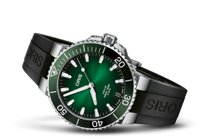 Aquis Date Calibre 400, Green, Rubber Strap