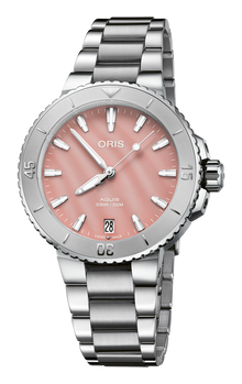 Aquis Date, 36.50 mm, Red, Stainless steel Strap, Stainless steel screw-in security crown, Multi-piece stainless steel case, minutes scale top ring