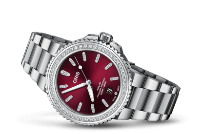 Aquis Date Diamonds, Red, Stainless steel Strap