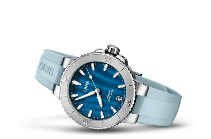 Aquis Date, Blue, Rubber Strap